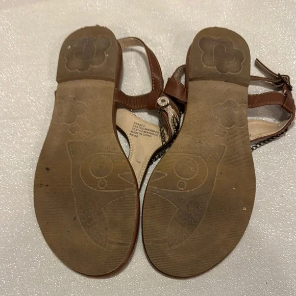 Pop Blue and Brown T-Strap Sandals with Turquoise Accents. Size 8 - Picture 5 of 5